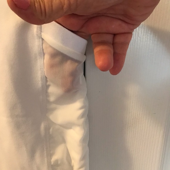 White shorts with lots of mesh - Picture 4 of 4